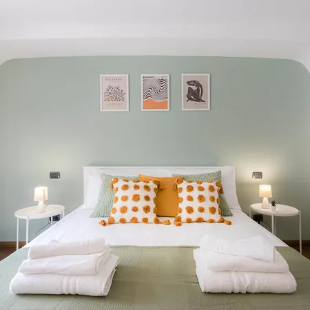 Duomo Relax In Centro, Wifi, Aria Condizionata Διαμέρισμα *