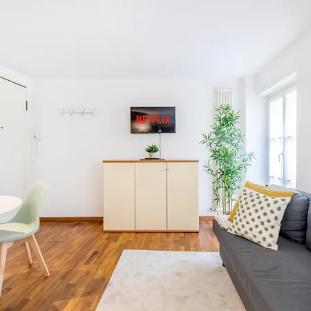 Duomo Relax In Centro, Wifi, Aria Condizionata * 파르마